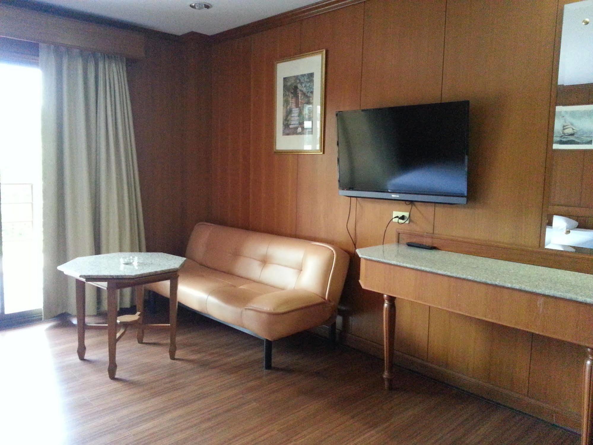 Marsi Pattaya Hotel Exterior photo